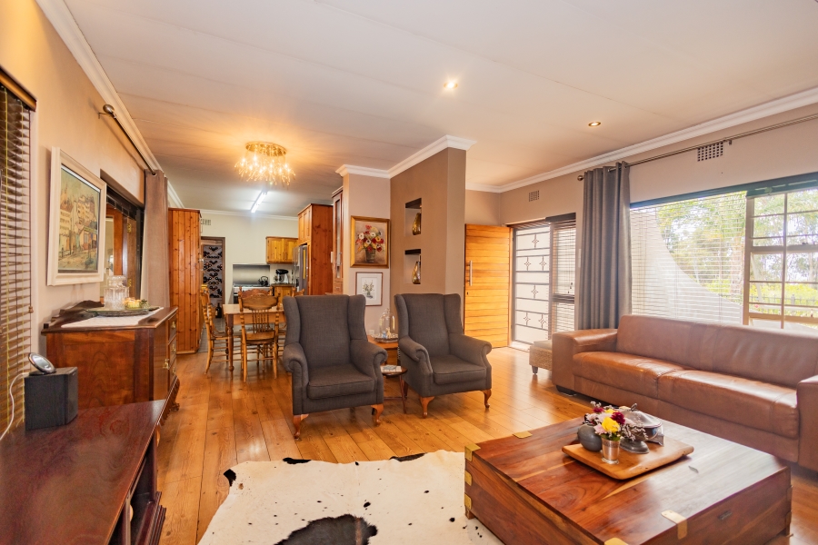 4 Bedroom Property for Sale in Panorama Western Cape